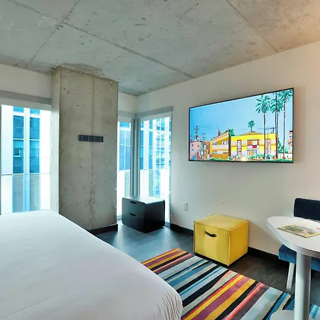 Aloft By Marriott Mag Mile Chicago