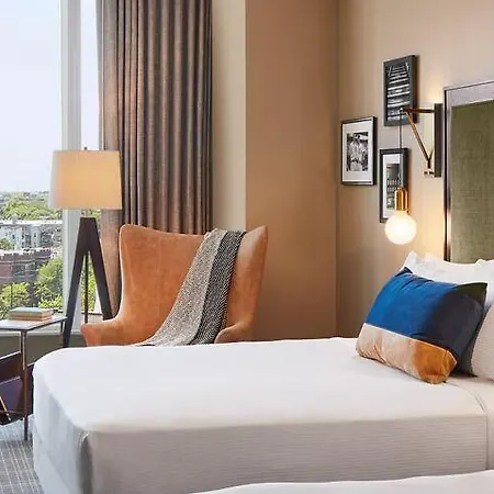 Hotel Zachary, Chicago, A Tribute Portfolio