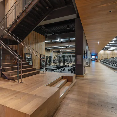 The & Athletic Club At Midtown 4*