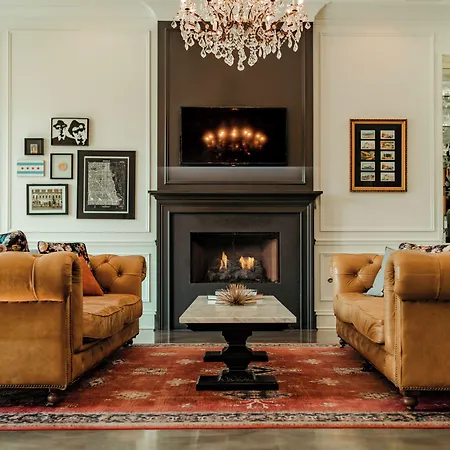 The 4* Chicago
