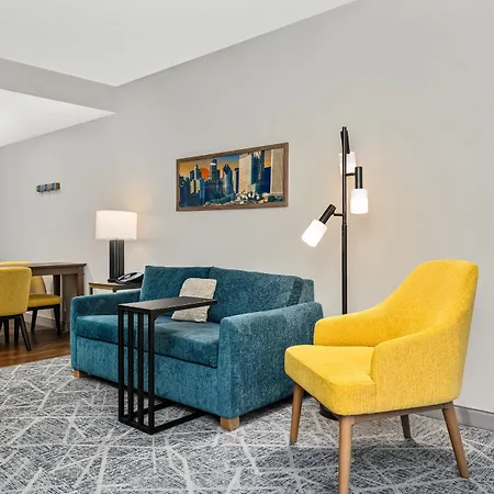 Hampton North-loyola Station, Il Hotel 3*