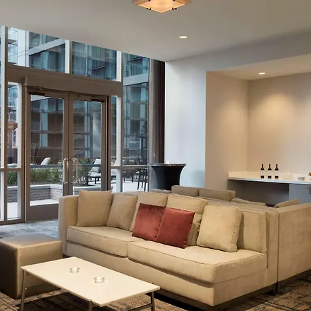 Hampton Inn Chicago West Loop Fulton Market Area 3* Chicago