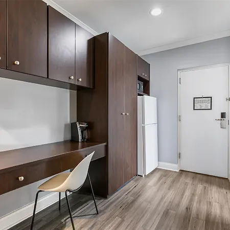 Hotel West Loop, Surestay Collection By Western