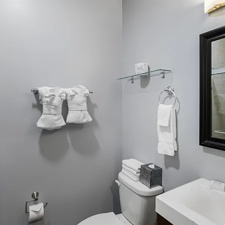 West Loop, Surestay Collection By Western