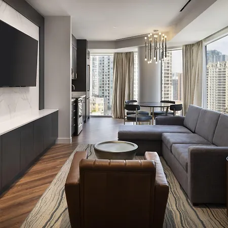 By Marriott Downtown Magnificent Mile 3* Chicago