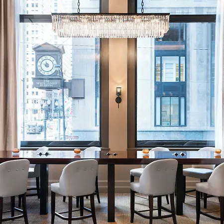 By Marriott Downtown/loop 3* Chicago