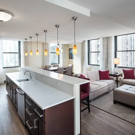 By Marriott Downtown/loop 3* Chicago