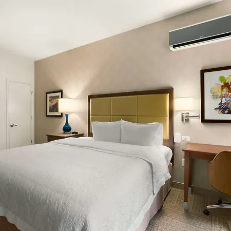Hotel Hampton Downtown/n Loop/michigan Ave