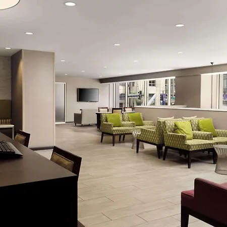 Homewood By Hilton Downtown - Magnificent Mile Hotel 3*