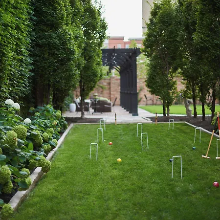 The Wheeler Mansion 4* Chicago