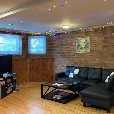 Wrigley - (adults Only) Hostel