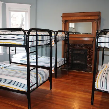 Wrigley - (adults Only) Hostel