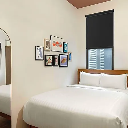 Found Hotels, Chicago, Series By Marriott 3*