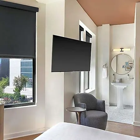 Found Hotels, Chicago, Series By Marriott Hotel 3*