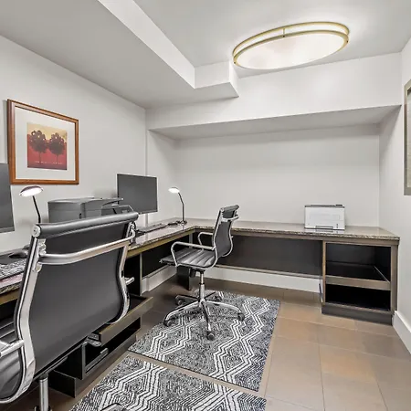 Felix Hotel 4*