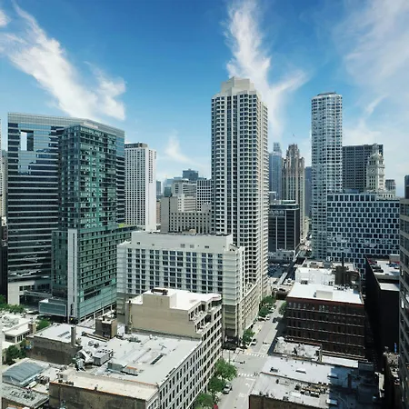Hotel Springhill Downtown/river North
