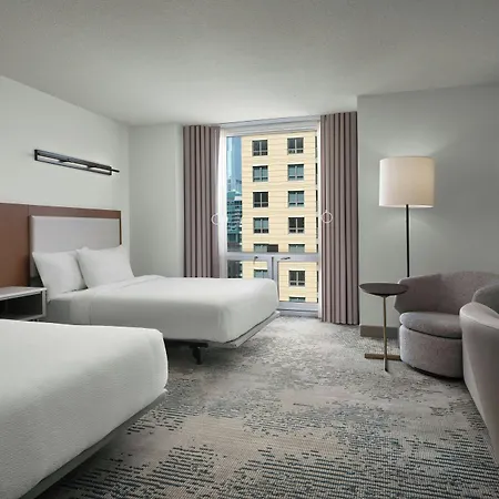 Hotel Springhill Downtown/river North 3*