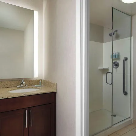 By Marriott Downtown/river North 3* Chicago