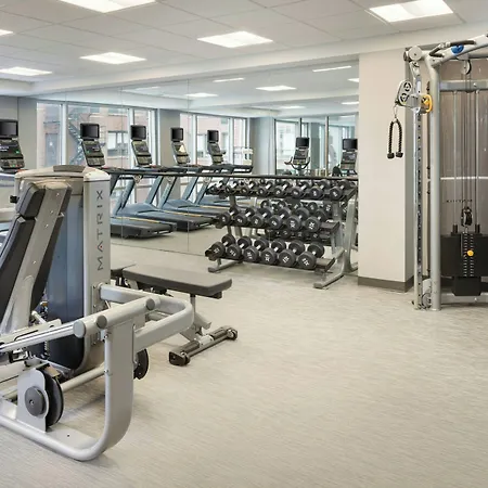 Courtyard By Marriott Downtown/magnificent Mile 3*