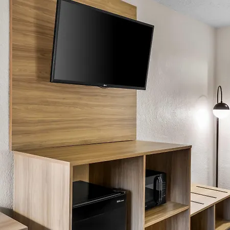 Super 8 By Wyndham Il Chicago