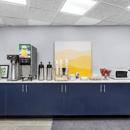 Super 8 By Wyndham Il Chicago