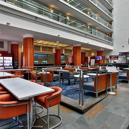 Embassy By Hilton Downtown Magnificent Mile 4* Chicago