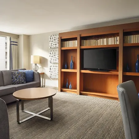 Embassy By Hilton Downtown Magnificent Mile Hotel Chicago