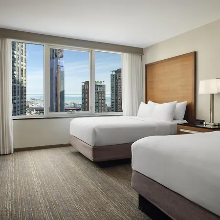 Hotel Embassy By Hilton Downtown Magnificent Mile 4*