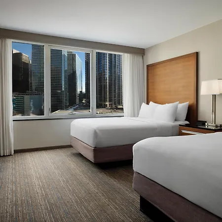 Embassy By Hilton Downtown Magnificent Mile 4*