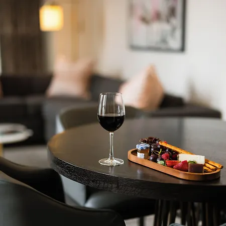 The Gwen, A Luxury Collection Hotel, Michigan Avenue Hotel