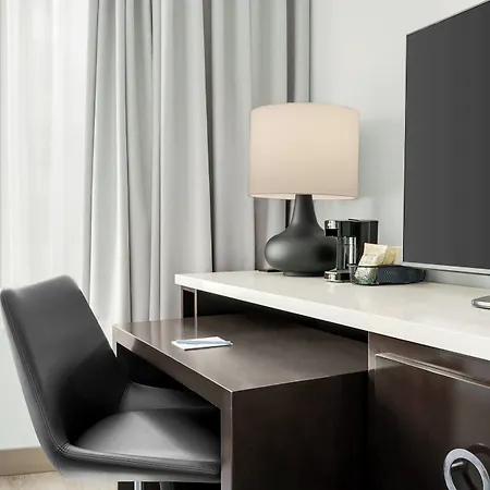 Hotel Fairfield And Downtown/ Magnificent Mile Chicago