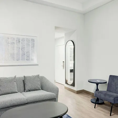 Fairfield And Downtown/ Magnificent Mile 3* Chicago