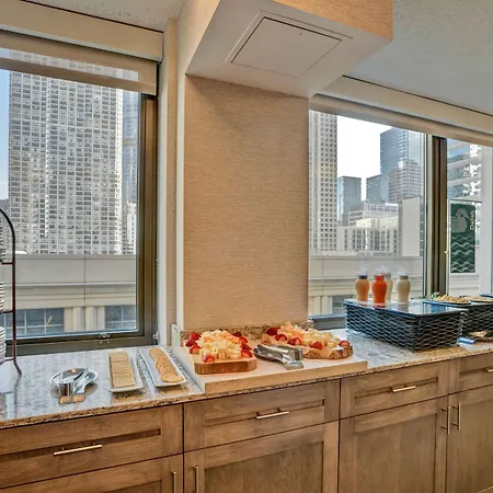 Homewood By Hilton Chicago-downtown Hotel