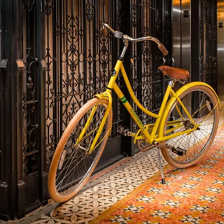 Hotel Staypineapple, An Iconic Hotel, The Loop