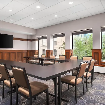 Hotel Hampton & Chicago-downtown 3*