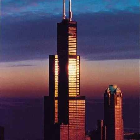 Express - Magnificent Mile By Ihg 3*