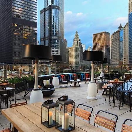 Renaissance Downtown Hotel 4*