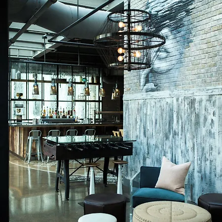 Renaissance Downtown