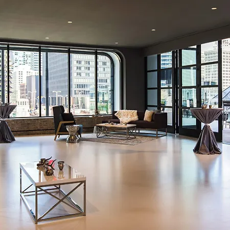 Renaissance Downtown Chicago