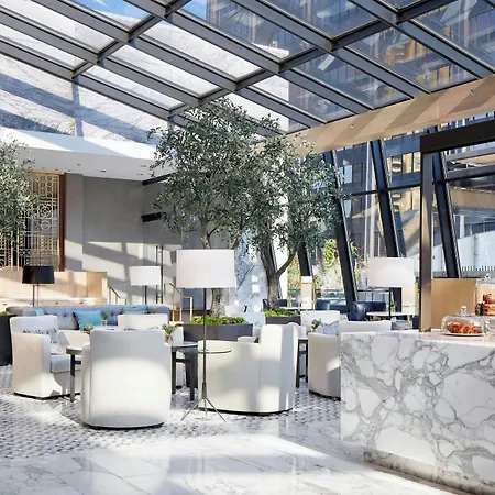 The Ritz-carlton, Hotel 5*