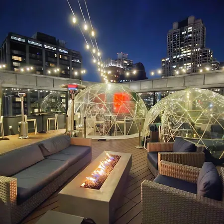 The Collection Magnificent Mile Hotel 4*