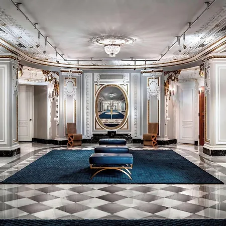 The Blackstone, Autograph Collection Hotel 4*