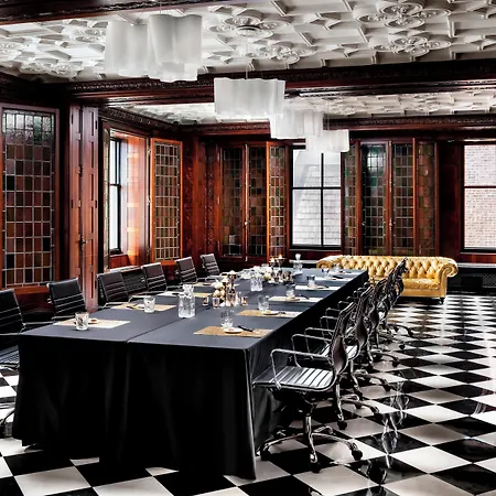 The Blackstone, Autograph Collection