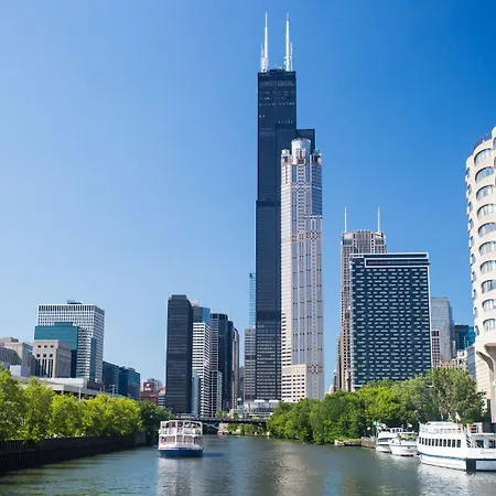 The RIVVY, Chicago Downtown, a Tribute Portfolio Hotel