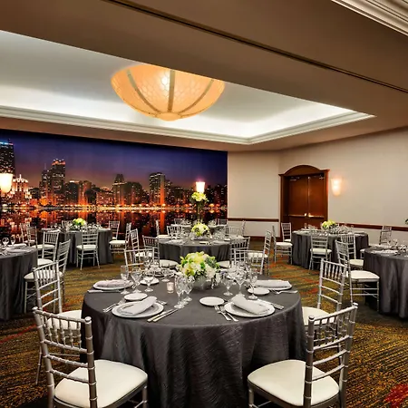 Hotel Hilton Magnificent Mile