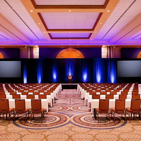 Hotel Sheraton Grand Riverwalk Chicago