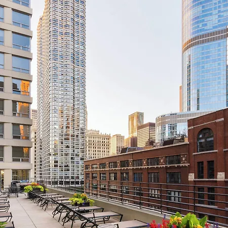 Hotel Courtyard By Marriott Downtown/river North