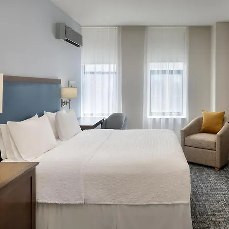 Hampton Downtown/n Loop/michigan Ave 3*