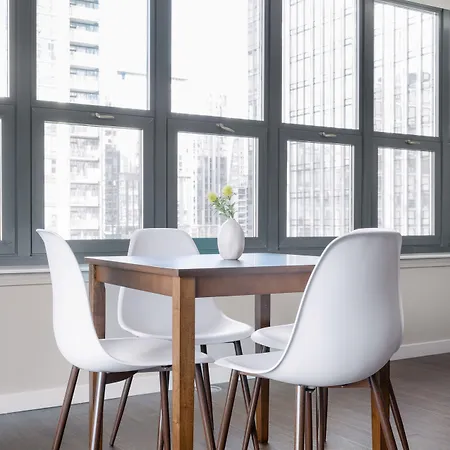 Kasa Magnificent Mile 4*