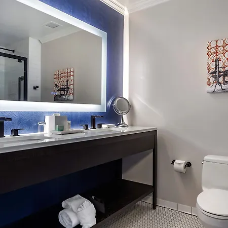 Hilton Vacation Club Blake Hotel Chicago